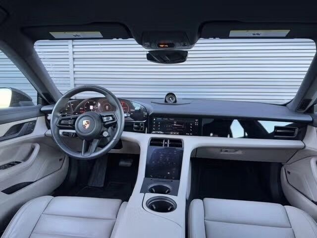 2024 Porsche Taycan 4S Orange MA