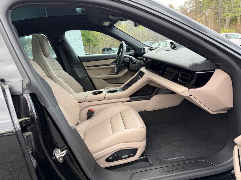 2024 Porsche Taycan Base Orange MA