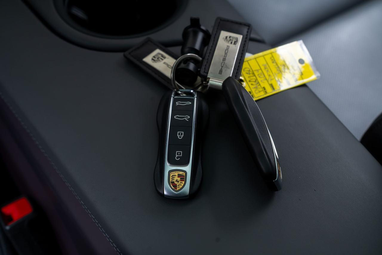 2024 Porsche Taycan Cross Turismo 4 Premium Package / Adaptive Cruise / Bose Sound Portland OR