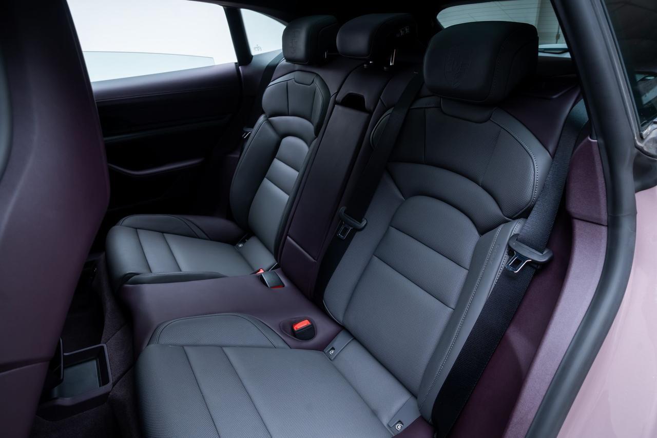2024 Porsche Taycan Cross Turismo 4 Premium Package / Adaptive Cruise / Bose Sound Portland OR