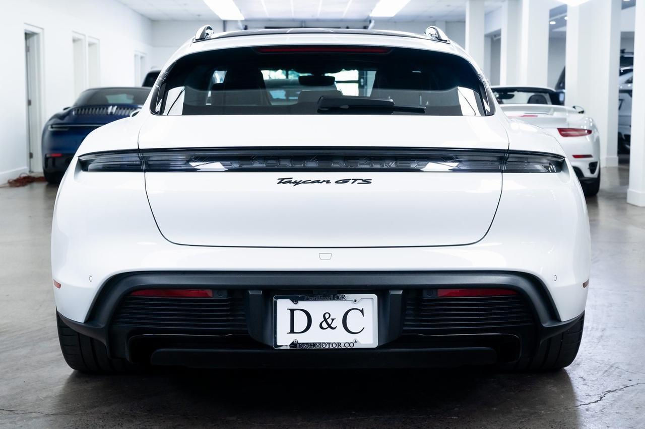 2024 Porsche Taycan GTS 1 Owner Vented Seats Premium Package Portland OR