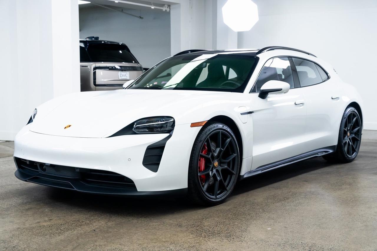 2024 Porsche Taycan GTS 1 Owner Vented Seats Premium Package Portland OR