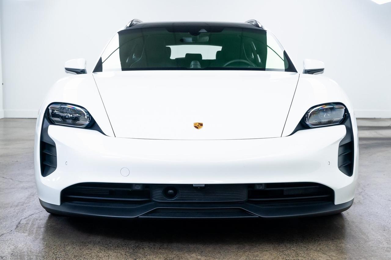 2024 Porsche Taycan GTS 1 Owner Vented Seats Premium Package Portland OR