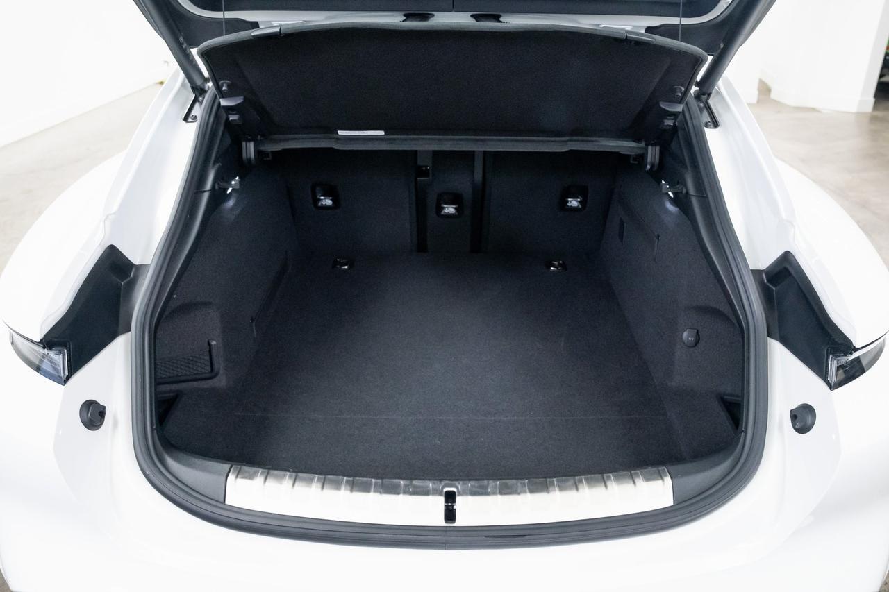 2024 Porsche Taycan GTS 1 Owner Vented Seats Premium Package Portland OR
