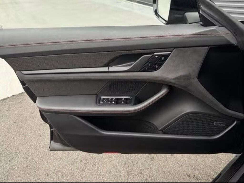 2024 Porsche Taycan GTS Orange MA