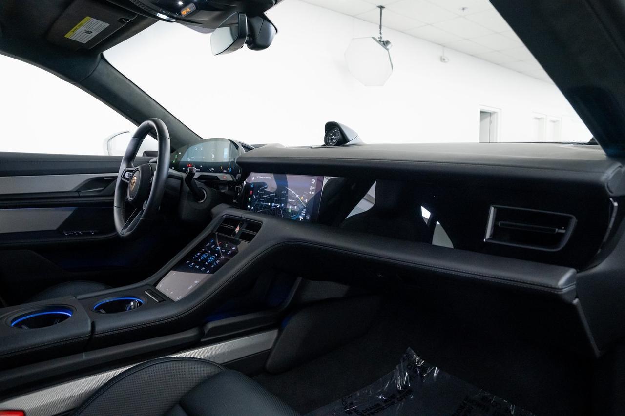 2024 Porsche Taycan GTS Sport Turismo 1-Owner Premium Package Portland OR