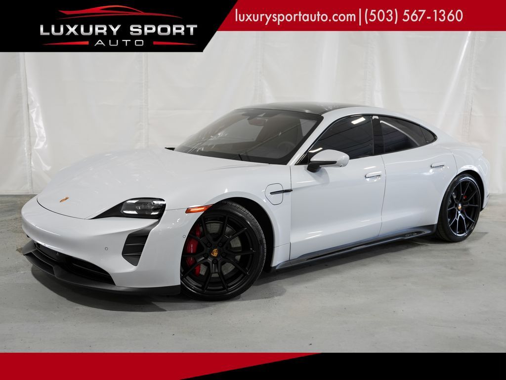 2024 Porsche Taycan GTS