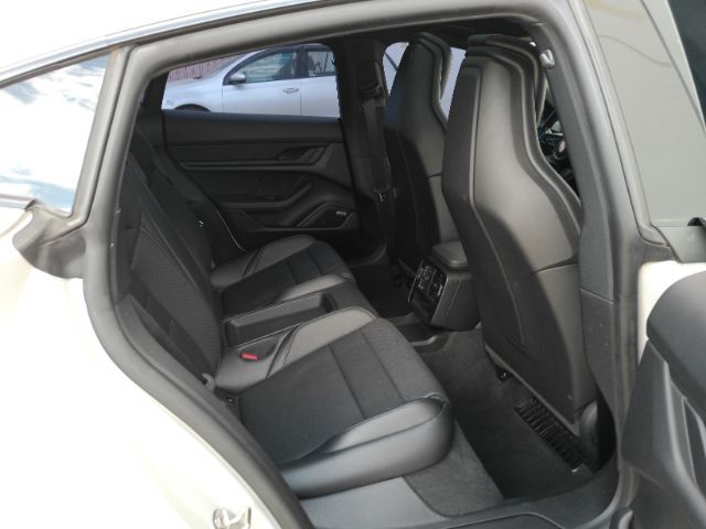 2024 Porsche Taycan Premium Plano TX