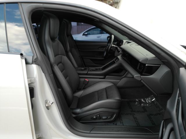 2024 Porsche Taycan Premium Plano TX