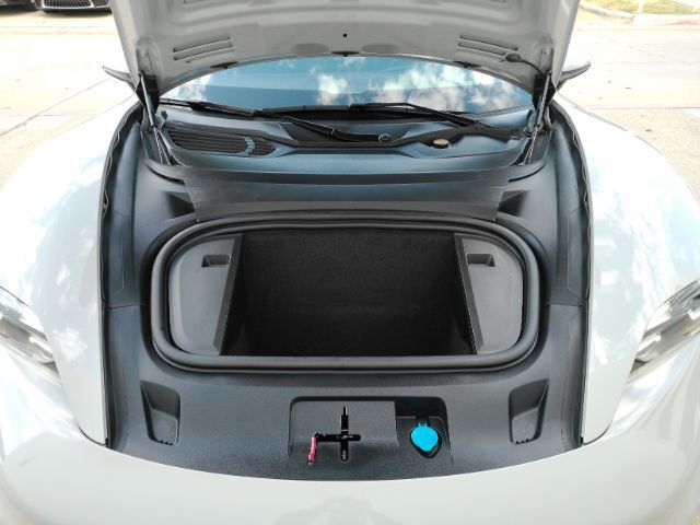 2024 Porsche Taycan Premium Plano TX