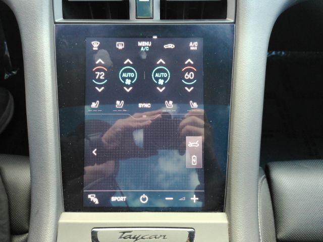 2024 Porsche Taycan Premium Plano TX