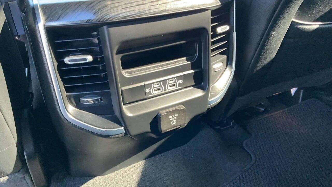 2024 RAM 1500 Laramie 4x4 4dr Crew Cab 5.6 ft. SB Pickup Chesterfield MI