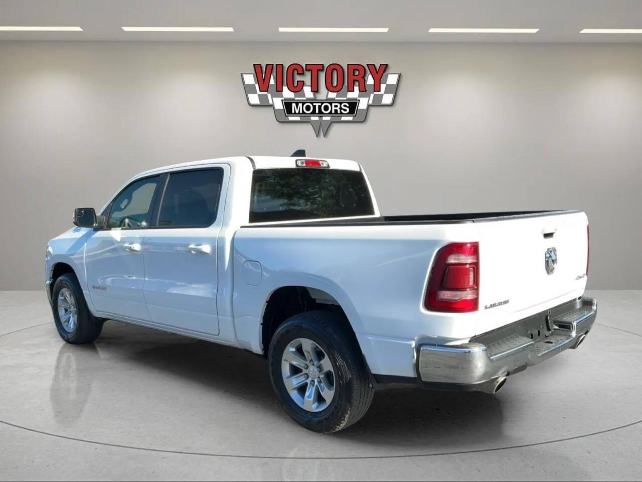 2024 RAM 1500 Laramie 4x4 4dr Crew Cab 5.6 ft. SB Pickup Chesterfield MI