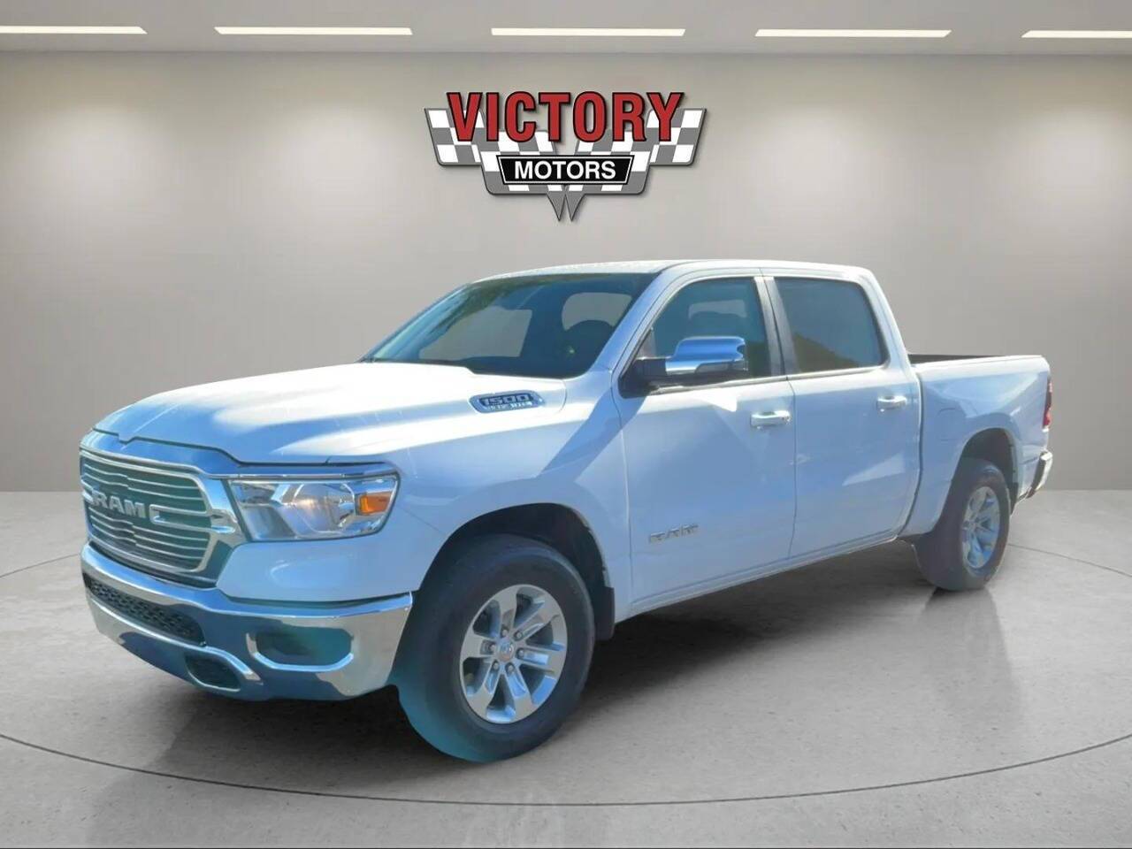 2024 RAM 1500 Laramie 4x4 4dr Crew Cab 5.6 ft. SB Pickup Chesterfield MI