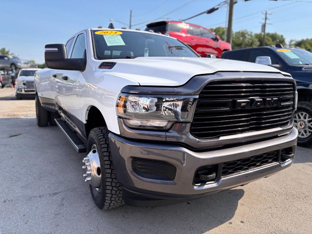 2024 RAM 3500 TRADESMAN