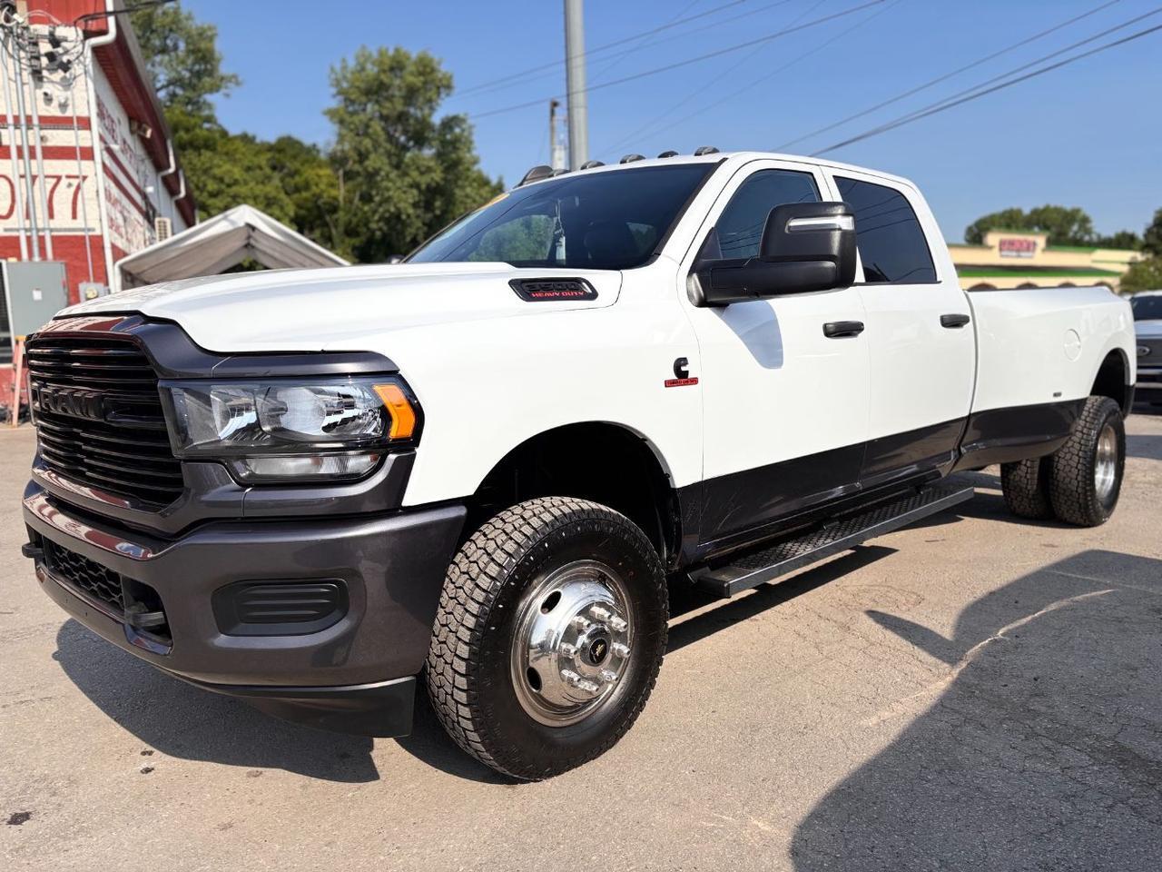 2024 RAM 3500 TRADESMAN