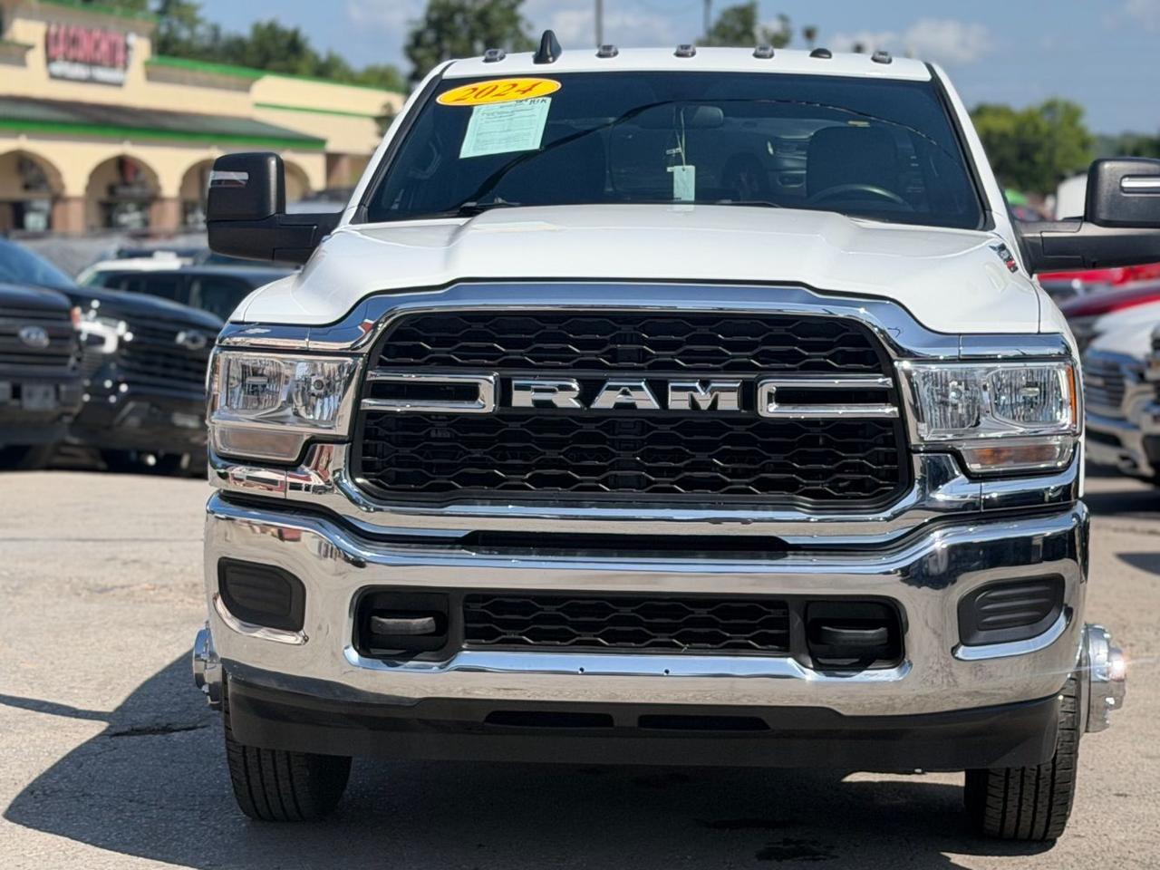 2024 RAM 3500 TRADESMAN