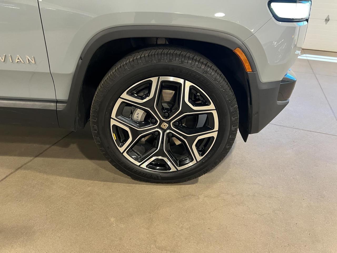 2024 RIVIAN R1S ADVENTURE DUAL-MOTOR STAN Parker CO