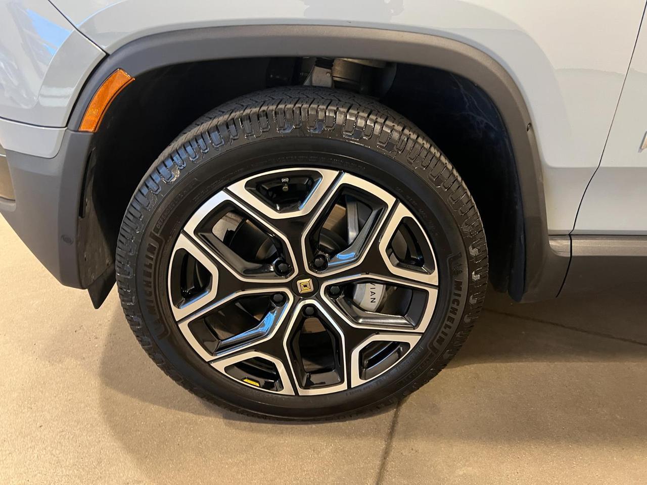 2024 RIVIAN R1S ADVENTURE DUAL-MOTOR STAN Parker CO