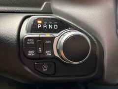 2024 Ram 1500 4x4 Crew Cab Big Horn Fond du Lac WI