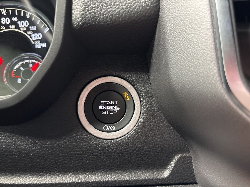 2024 Ram 1500 4x4 Crew Cab Big Horn Minocqua WI