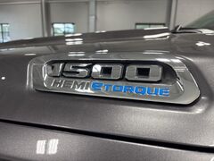 2024 Ram 1500 4x4 Crew Cab Big Horn Fond du Lac WI