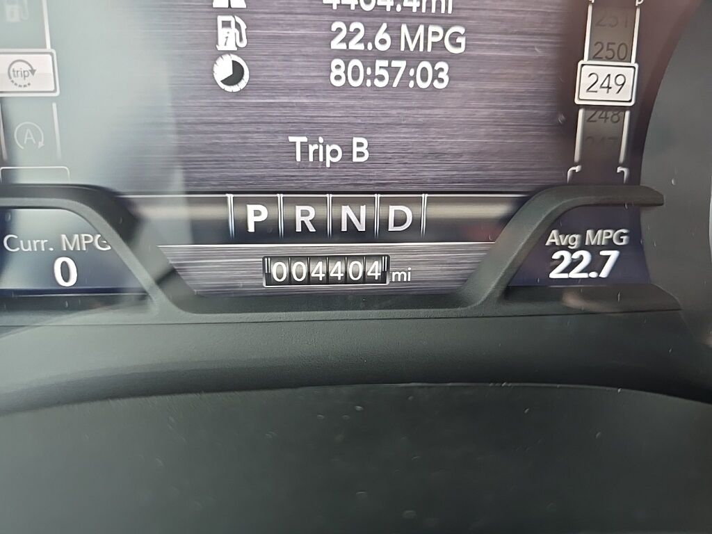 2024 Ram 1500 4x4 Crew Cab Laramie Fond du Lac WI