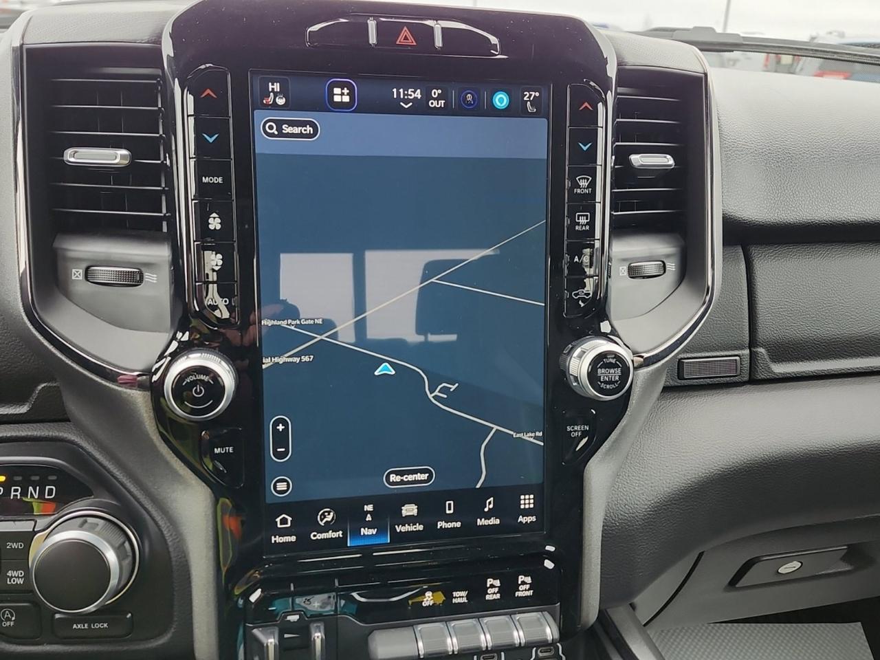 2024 Ram 1500 Big Horn Crew Cab 4x4 | HEMI V8 | NAV | Alpine Premium Audio | 20IN Wheels | Backup Camera | Low KMs Redwater AB