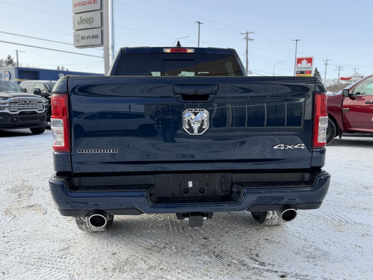 2024 Ram 1500 Big Horn Crew Cab 4x4 | Low KMs | HEMI V8 | NAV | Alpine Audio | 20IN Wheels | Backup Camera Redwater AB