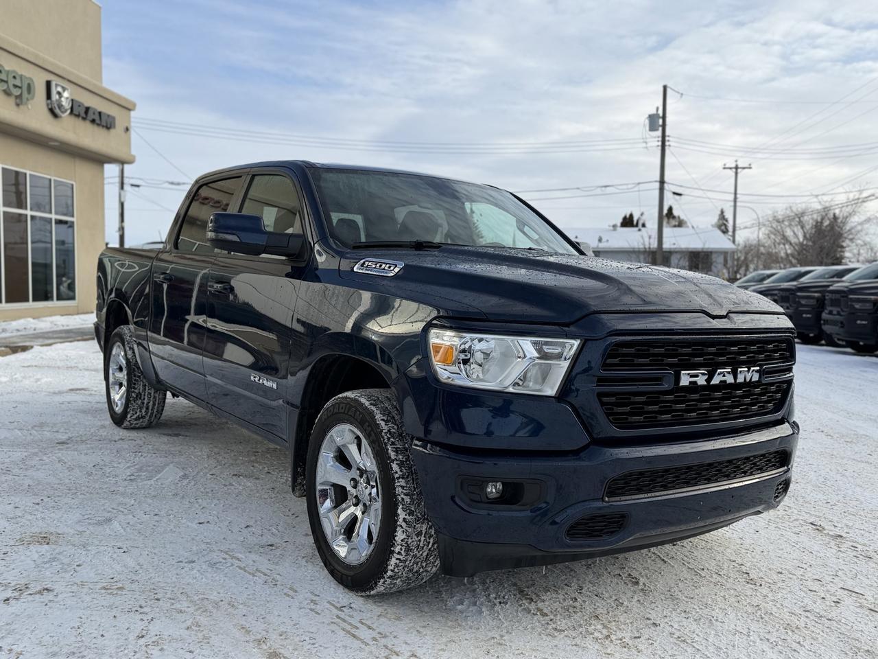 2024 Ram 1500 Big Horn Crew Cab 4x4 | Low KMs | HEMI V8 | NAV | Alpine Audio | 20IN Wheels | Backup Camera Redwater AB