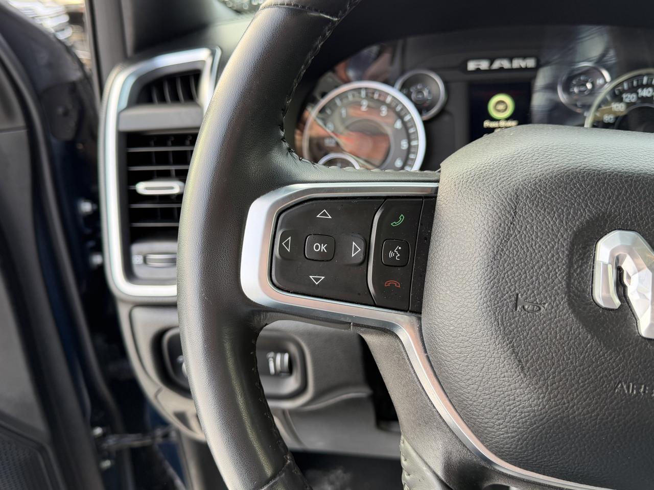 2024 Ram 1500 Big Horn Crew Cab 4x4 | Low KMs | HEMI V8 | NAV | Alpine Audio | 20IN Wheels | Backup Camera Redwater AB