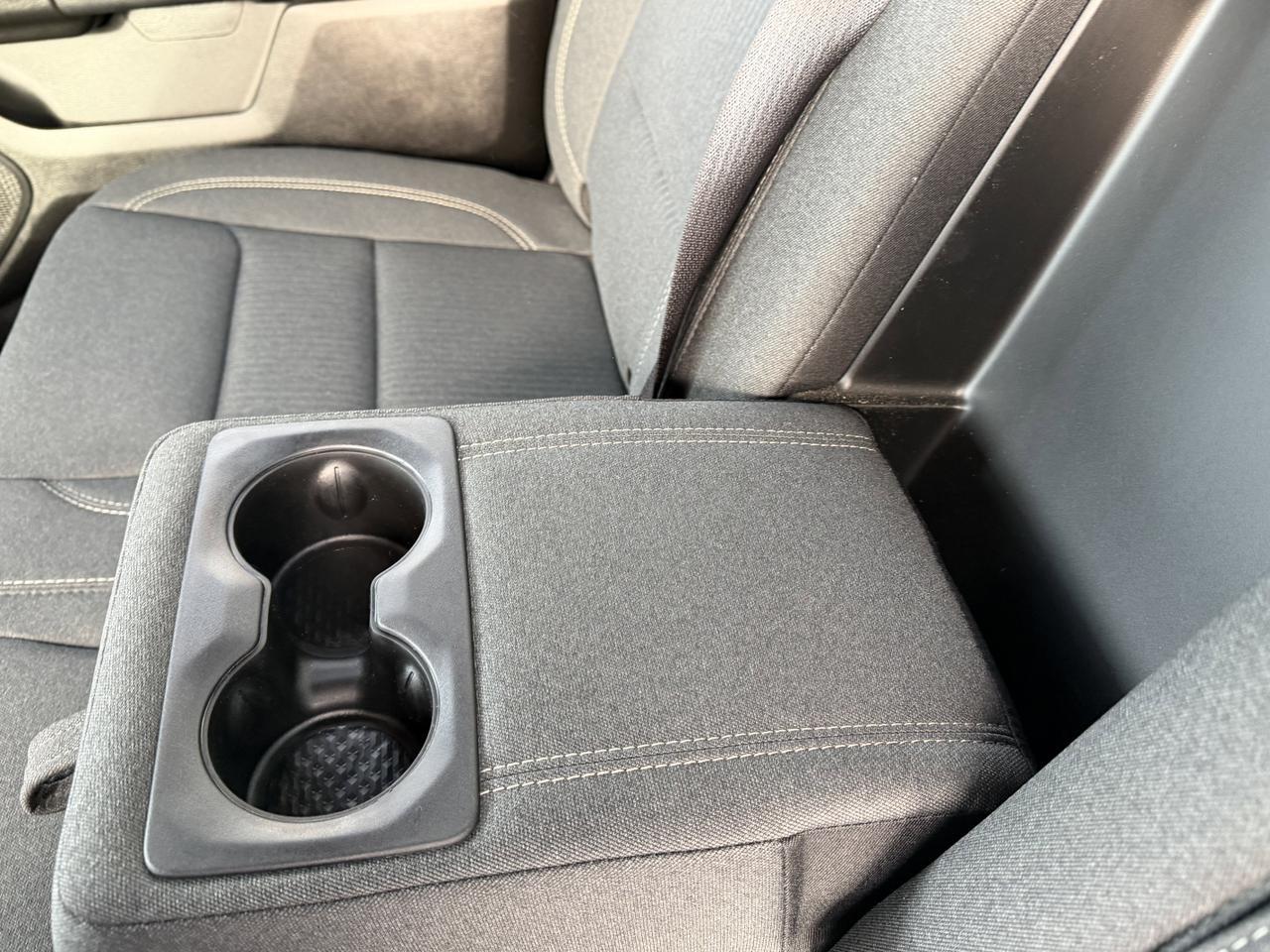 2024 Ram 1500 Big Horn Crew Cab 4x4 | Low KMs | HEMI V8 | NAV | Alpine Audio | 20IN Wheels | Backup Camera Redwater AB