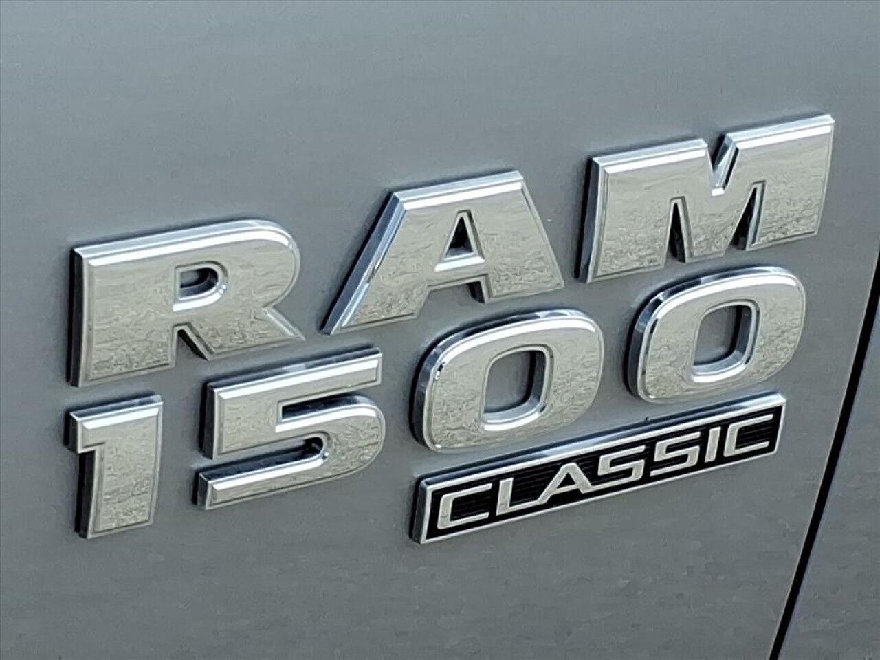 2024 Ram 1500 Classic SLT