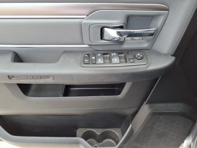 2024 Ram 1500 Classic SLT  TX