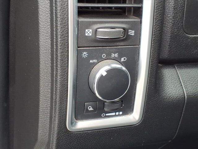 2024 Ram 1500 Classic SLT  TX