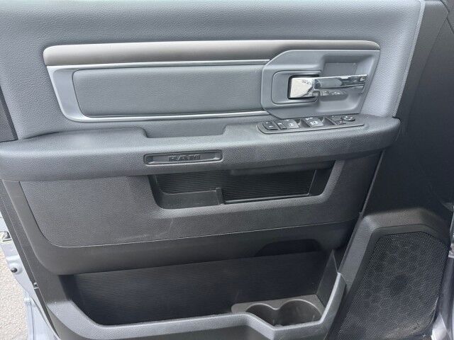 2024 Ram 1500 Classic SLT Burnet TX