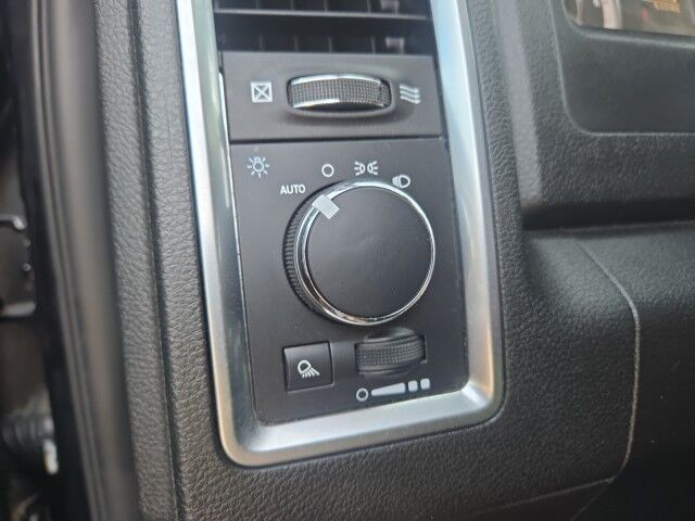 2024 Ram 1500 Classic SLT Burnet TX