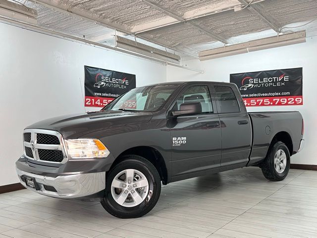 2024 Ram 1500 Classic SLT