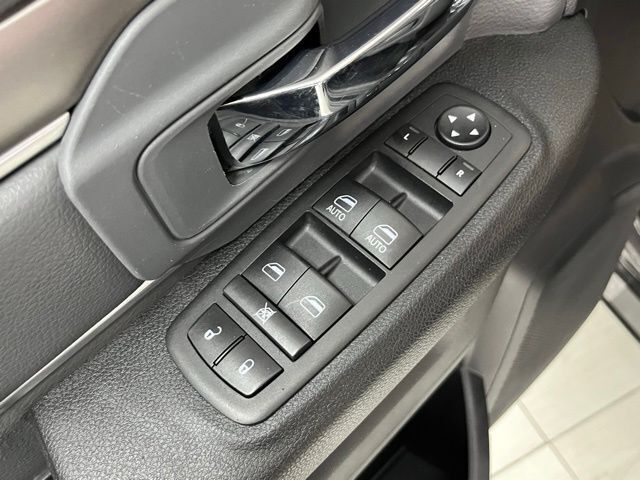 2024 Ram 1500 Classic SLT Carrollton TX