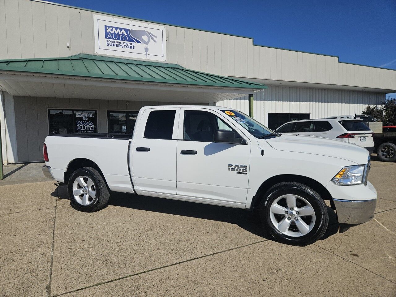 2024 Ram 1500 Classic SLT Marietta OH