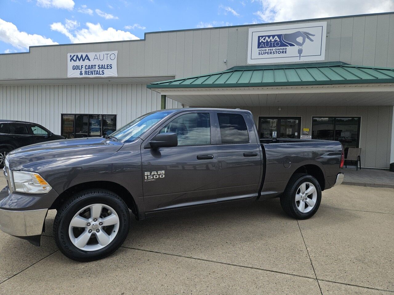 2024 Ram 1500 Classic SLT Marietta OH