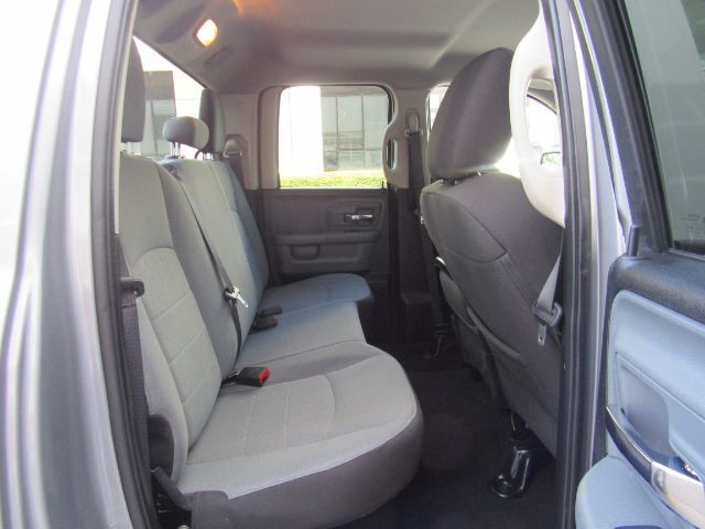 2024 Ram 1500 Classic SLT Quad Cab 4x2 6&apos;4 Box Plano TX