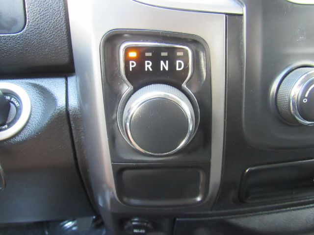 2024 Ram 1500 Classic SLT Quad Cab 4x2 6&apos;4 Box Plano TX