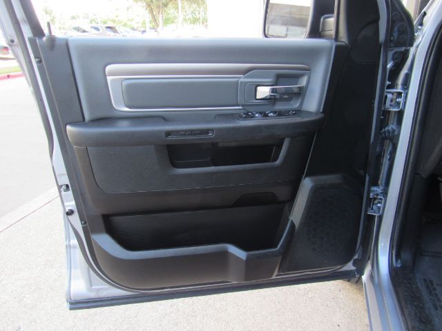 2024 Ram 1500 Classic SLT Quad Cab 4x2 6&apos;4 Box Plano TX