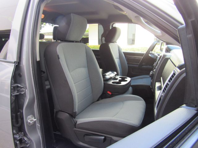 2024 Ram 1500 Classic SLT Quad Cab 4x2 6&apos;4 Box Plano TX