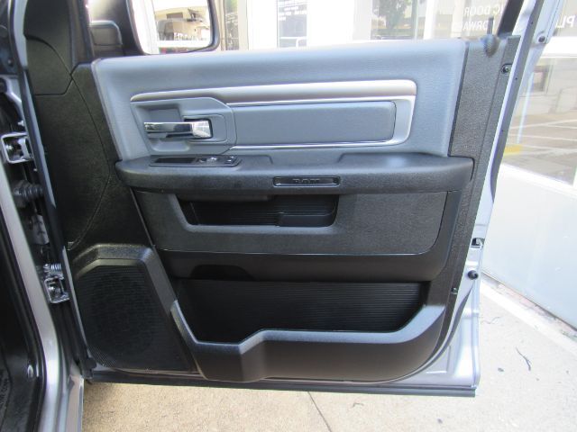 2024 Ram 1500 Classic SLT Quad Cab 4x2 6&apos;4 Box Plano TX