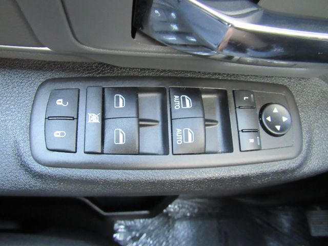 2024 Ram 1500 Classic SLT Quad Cab 4x2 6&apos;4 Box Plano TX
