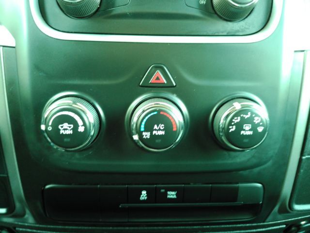 2024 Ram 1500 Classic SLT Quad Cab 4x2 6'4 Box Plano TX