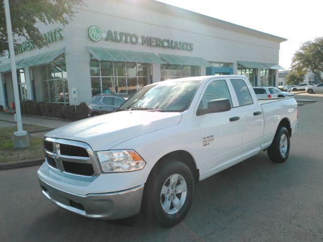 2024 Ram 1500 Classic SLT Quad Cab 4x2 6'4 Box