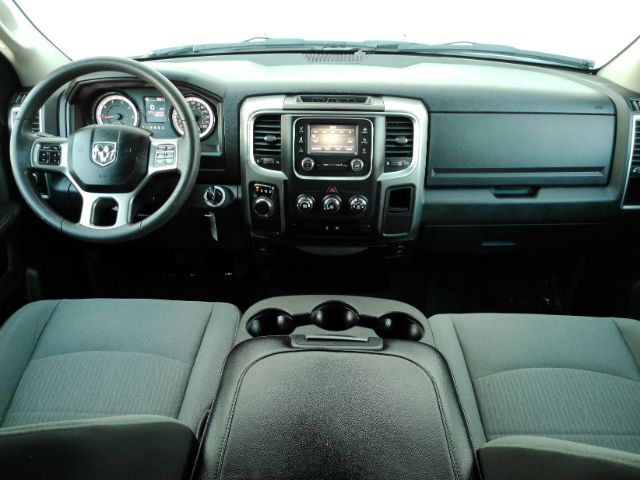 2024 Ram 1500 Classic SLT Quad Cab 4x2 6'4 Box